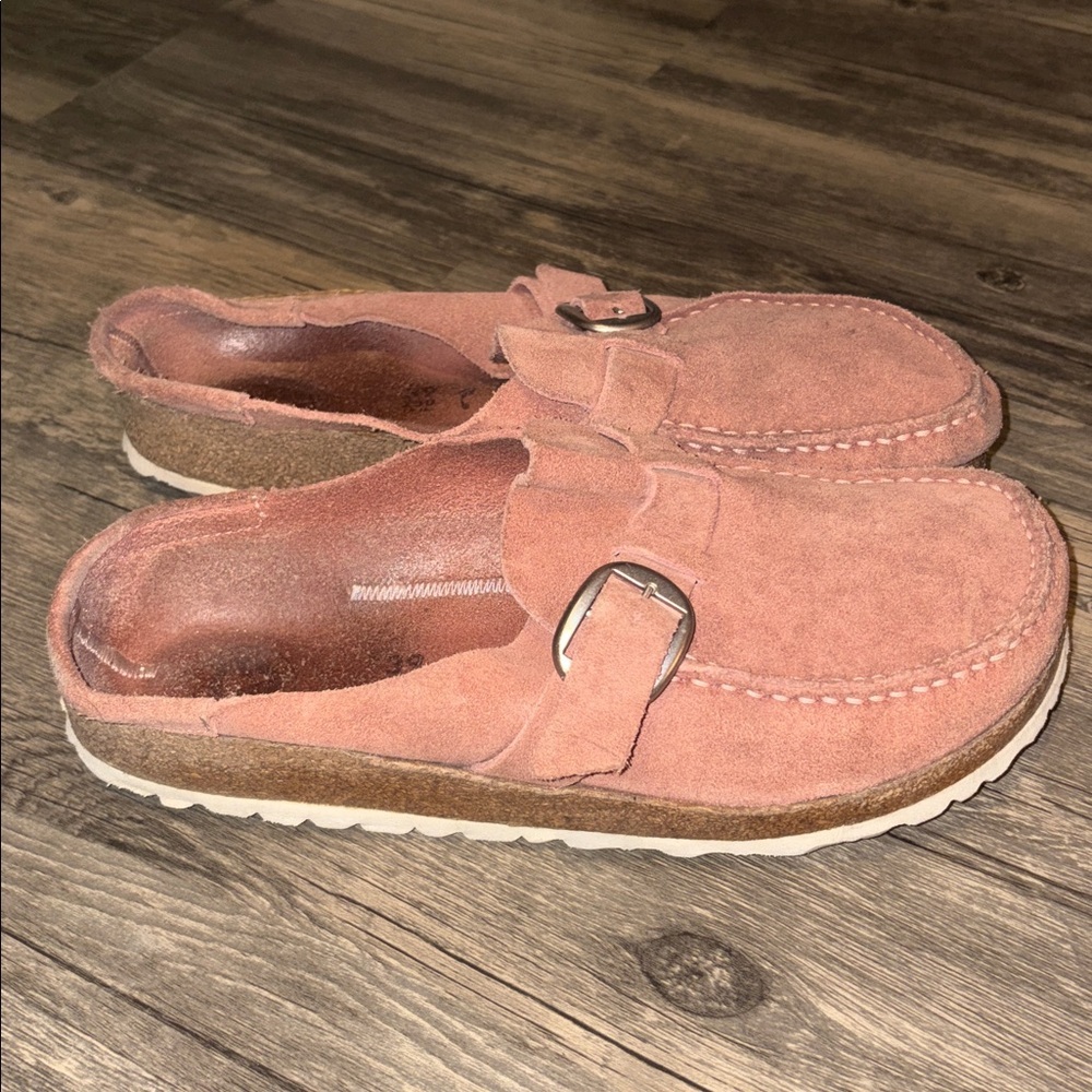 Birkenstock Pink Suede Clog Loafers with Buckle - Picture 3 of 9
